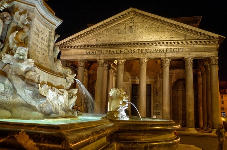 Pantheon - Rome by night
